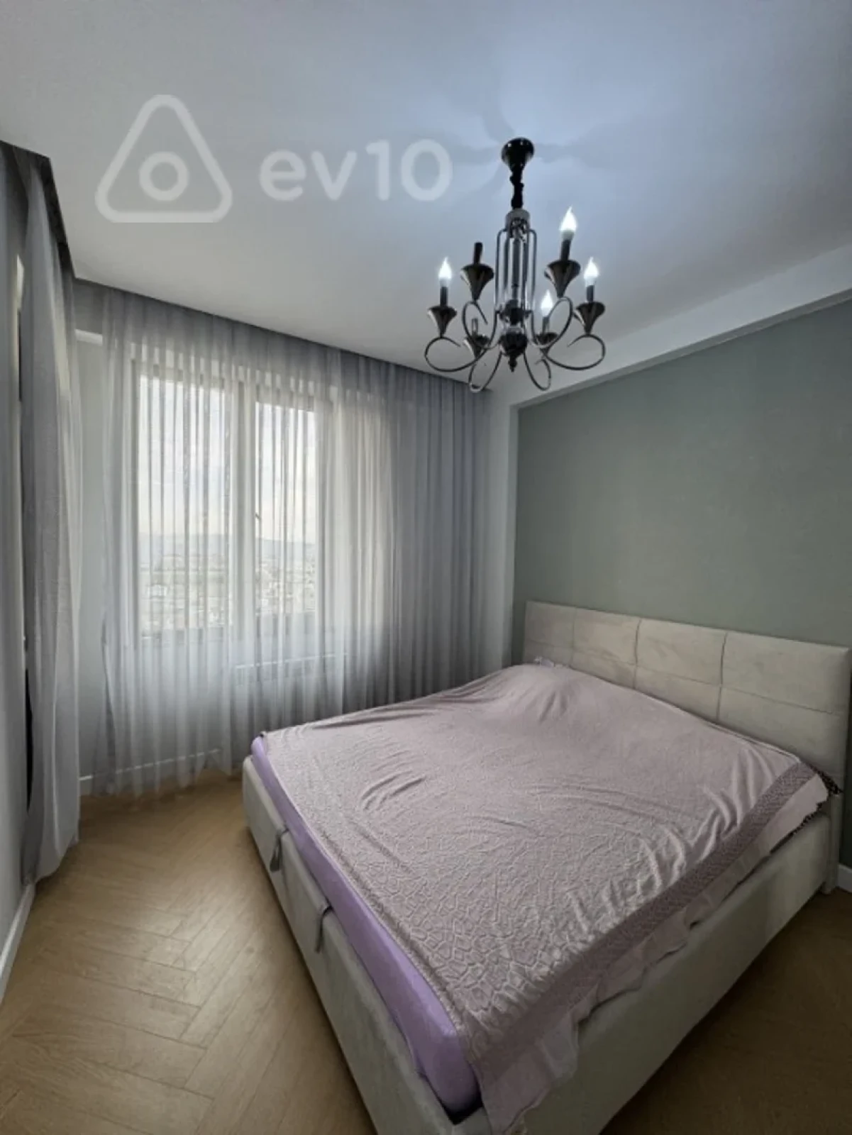 Kirayə verilir 2 otaqlı yeni tikili 60 m²