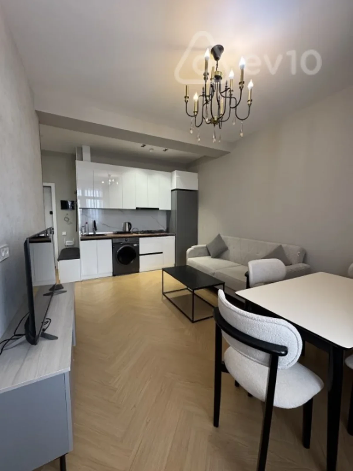 Kirayə verilir 2 otaqlı yeni tikili 60 m²