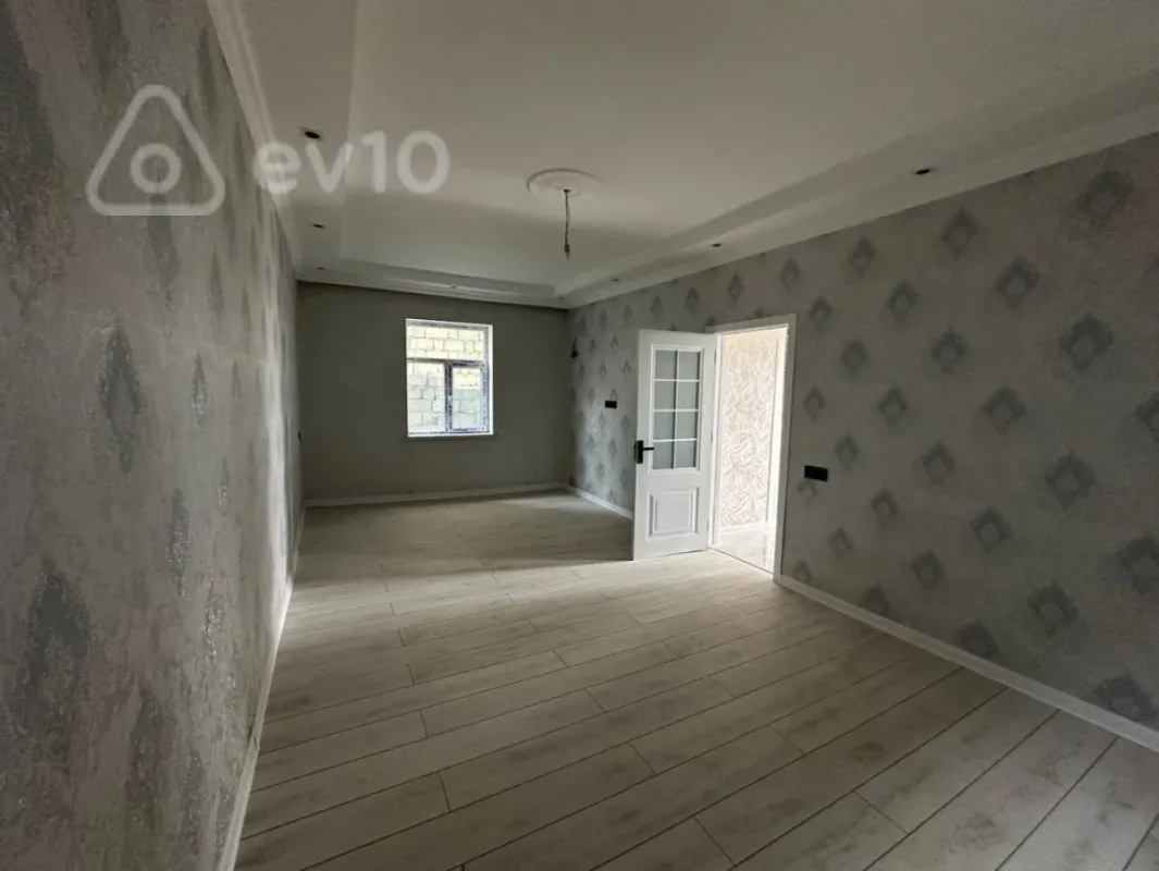 Satılır 4 otaqlı həyət evi 110 m²