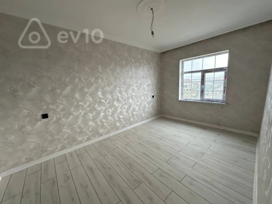 Satılır 4 otaqlı həyət evi 110 m²