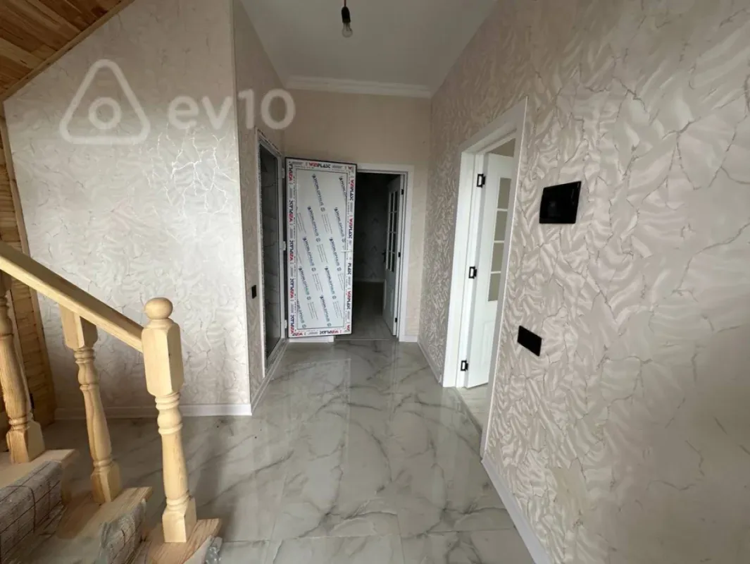 Satılır 4 otaqlı həyət evi 110 m²