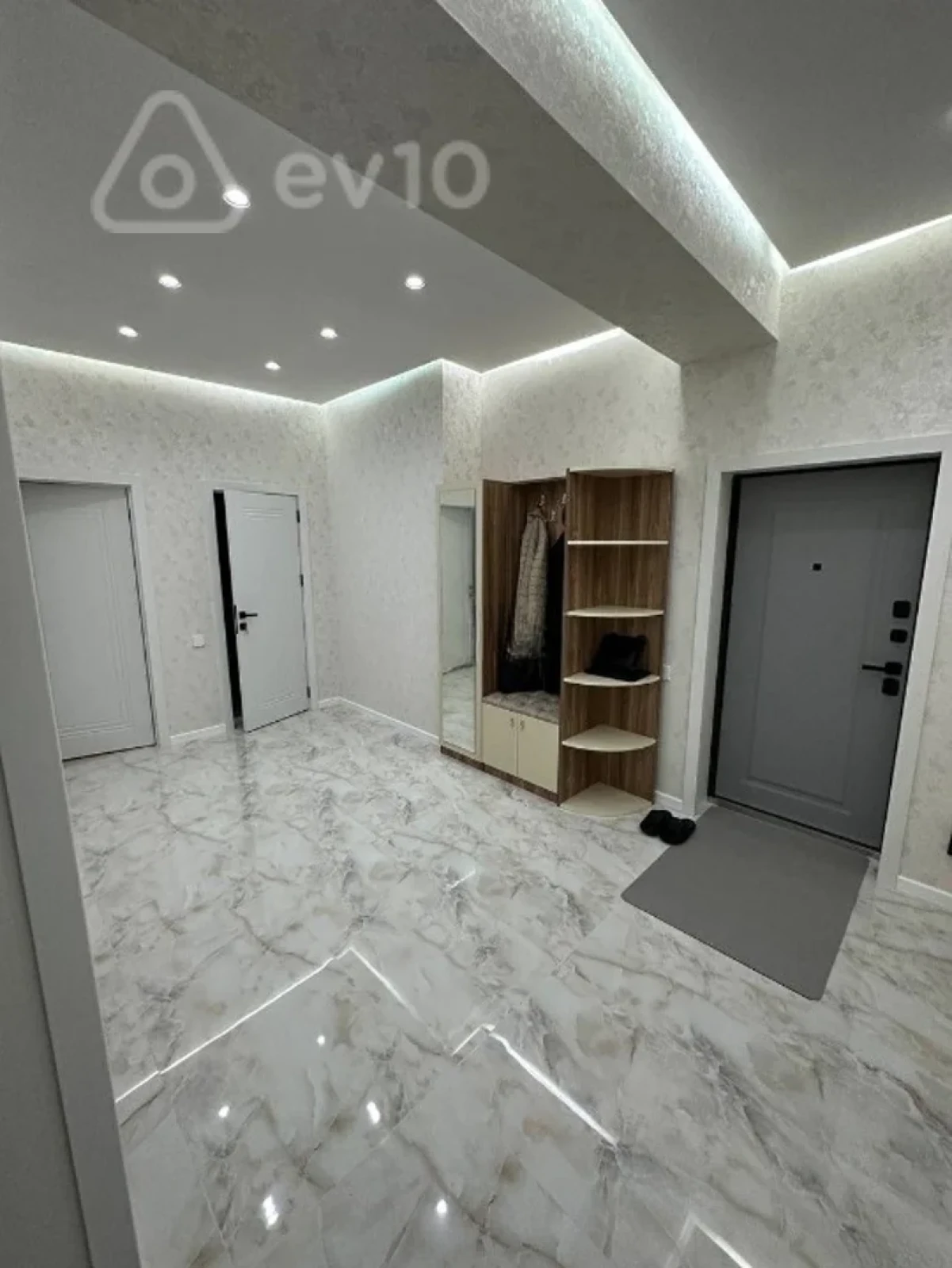 Kirayə verilir 3 otaqlı yeni tikili 98 m²