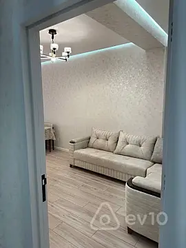 Kirayə verilir 3 otaqlı yeni tikili 98 m²