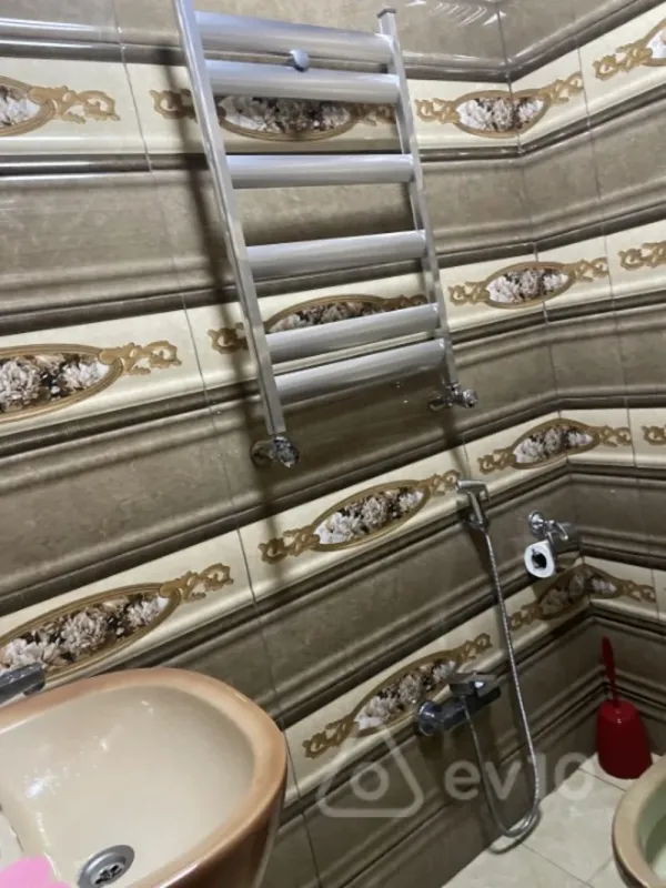 Kirayə verilir 2 otaqlı yeni tikili 73 m²