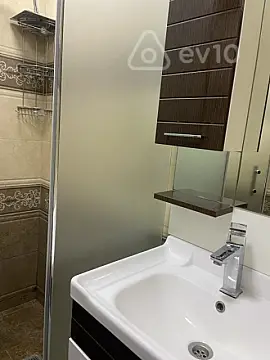 Kirayə verilir 2 otaqlı yeni tikili 73 m²