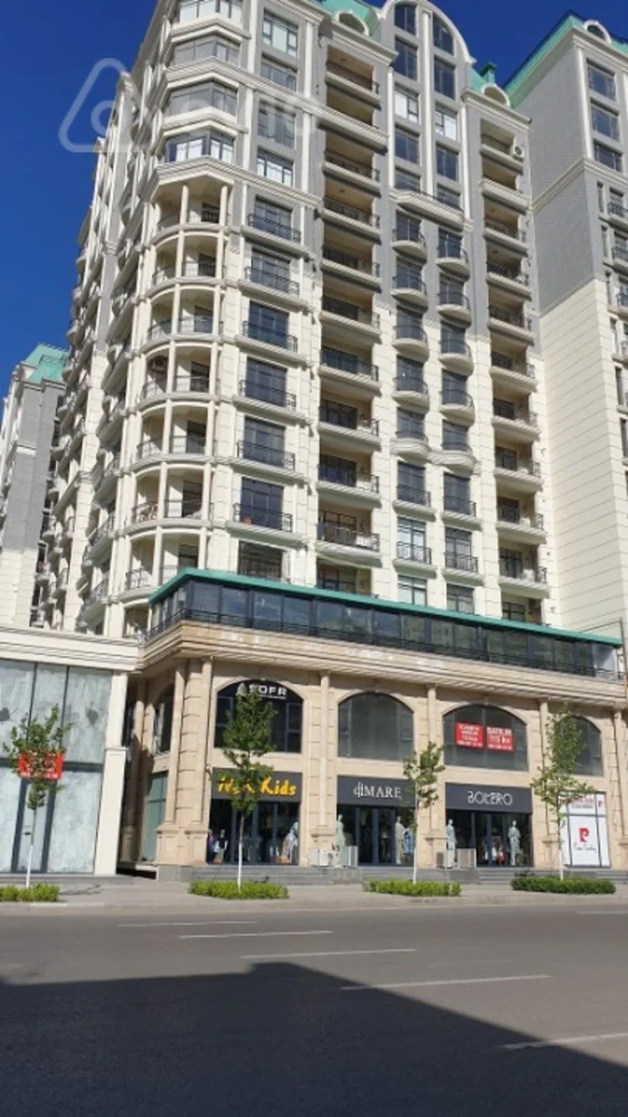 Kirayə verilir 2 otaqlı yeni tikili 80 m²