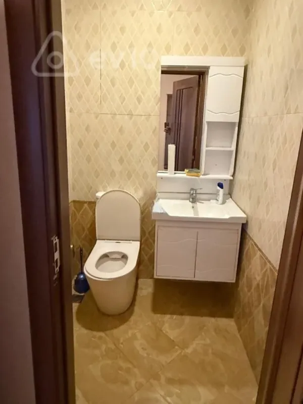 Kirayə verilir 2 otaqlı yeni tikili 80 m²