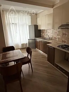Kirayə verilir 2 otaqlı yeni tikili 80 m²