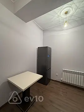 Kirayə verilir 2 otaqlı yeni tikili 68 m²
