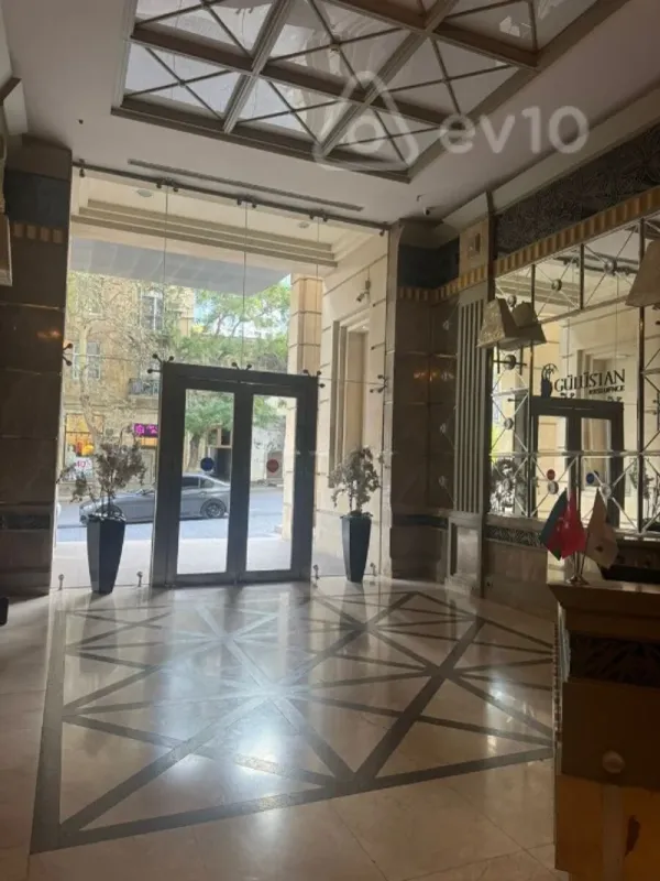 Kirayə verilir 3 otaqlı yeni tikili 106 m²