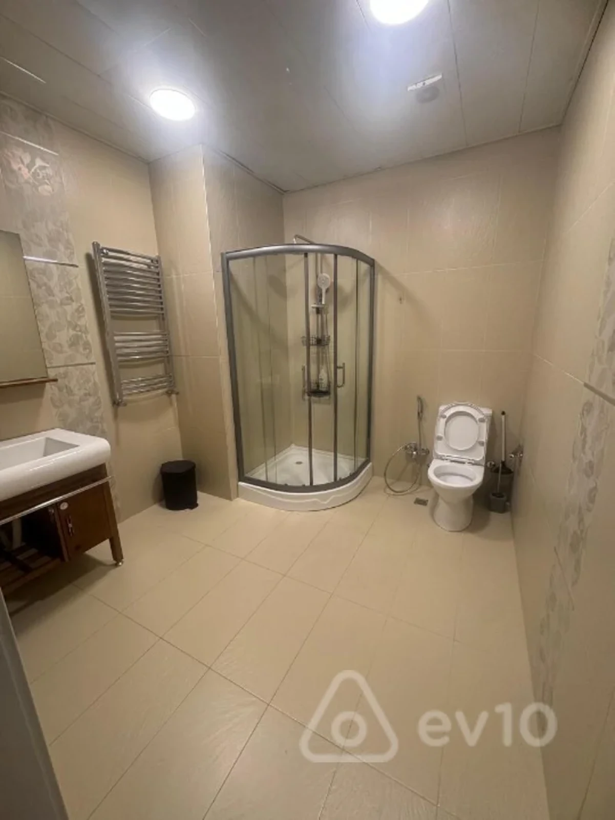 Kirayə verilir 3 otaqlı yeni tikili 106 m²