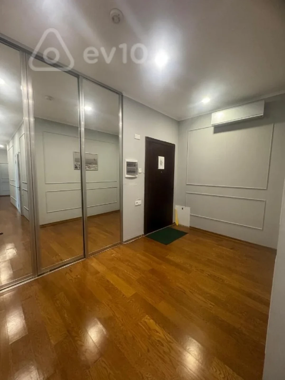 Kirayə verilir 3 otaqlı yeni tikili 106 m²