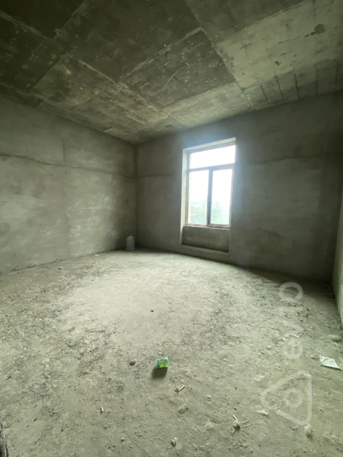 Satılır 6 otaqlı həyət evi 400 m²