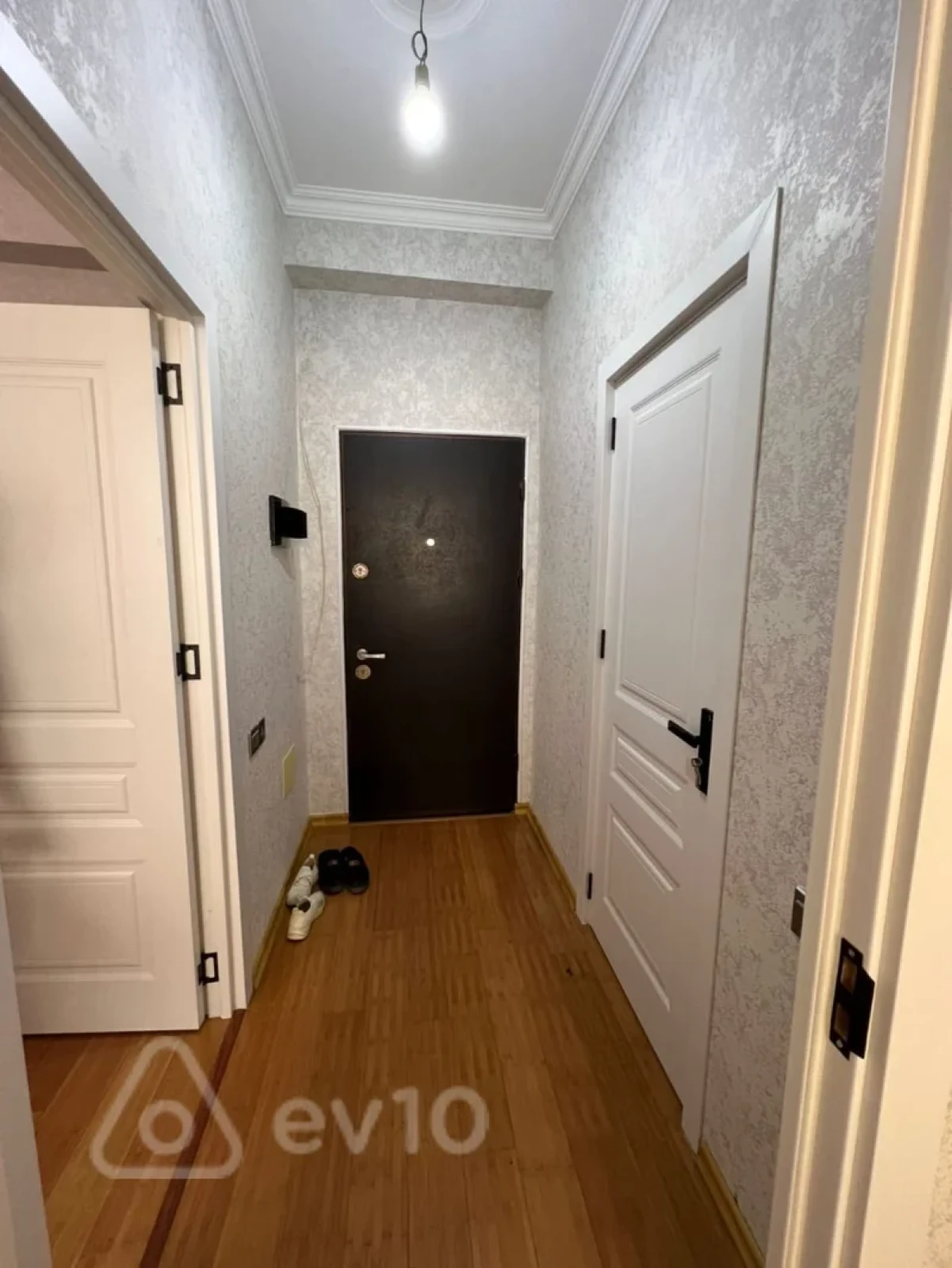 Kirayə verilir 2 otaqlı yeni tikili 65 m²