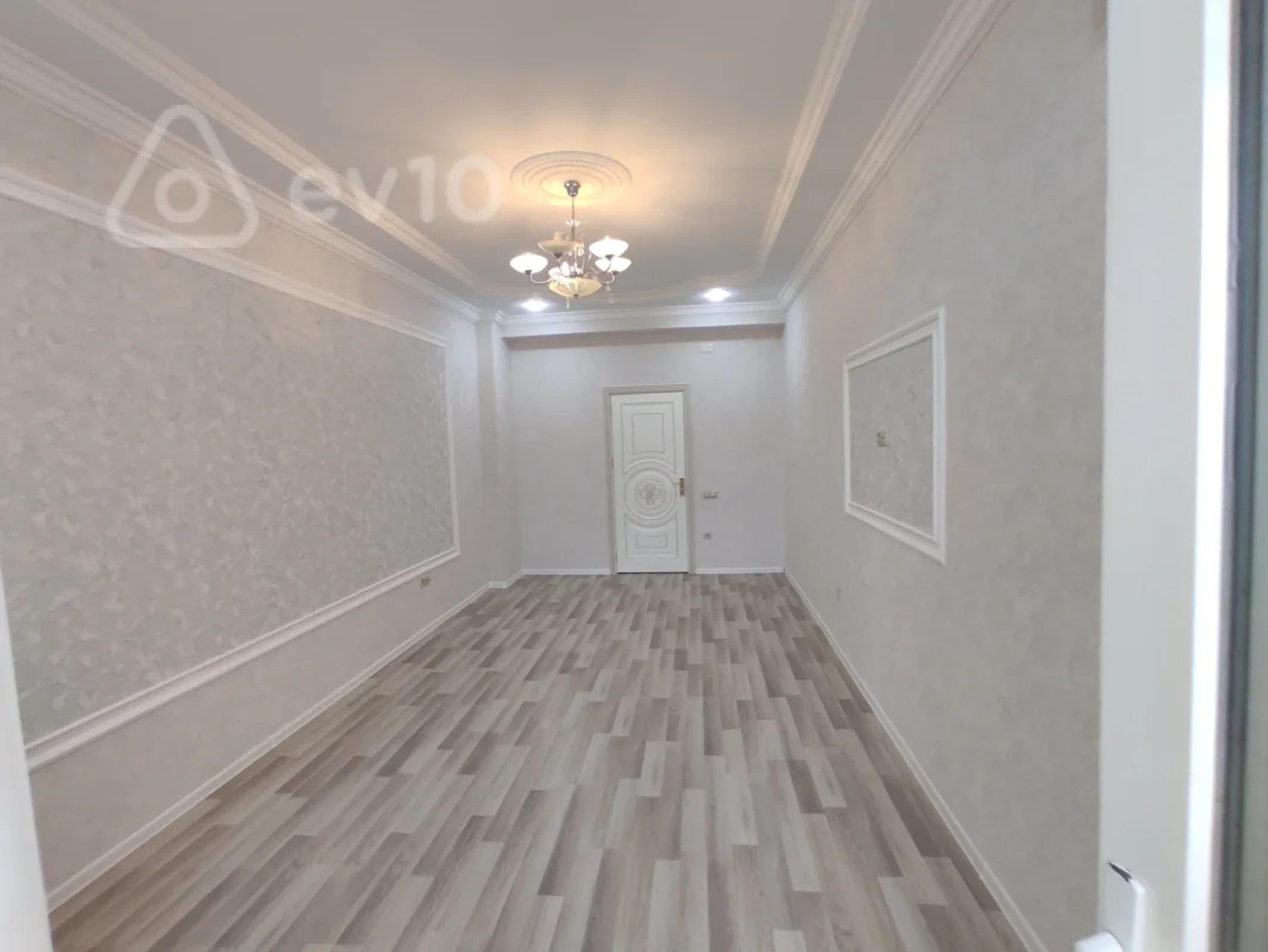 Satılır 2 otaqlı yeni tikili 65 m²