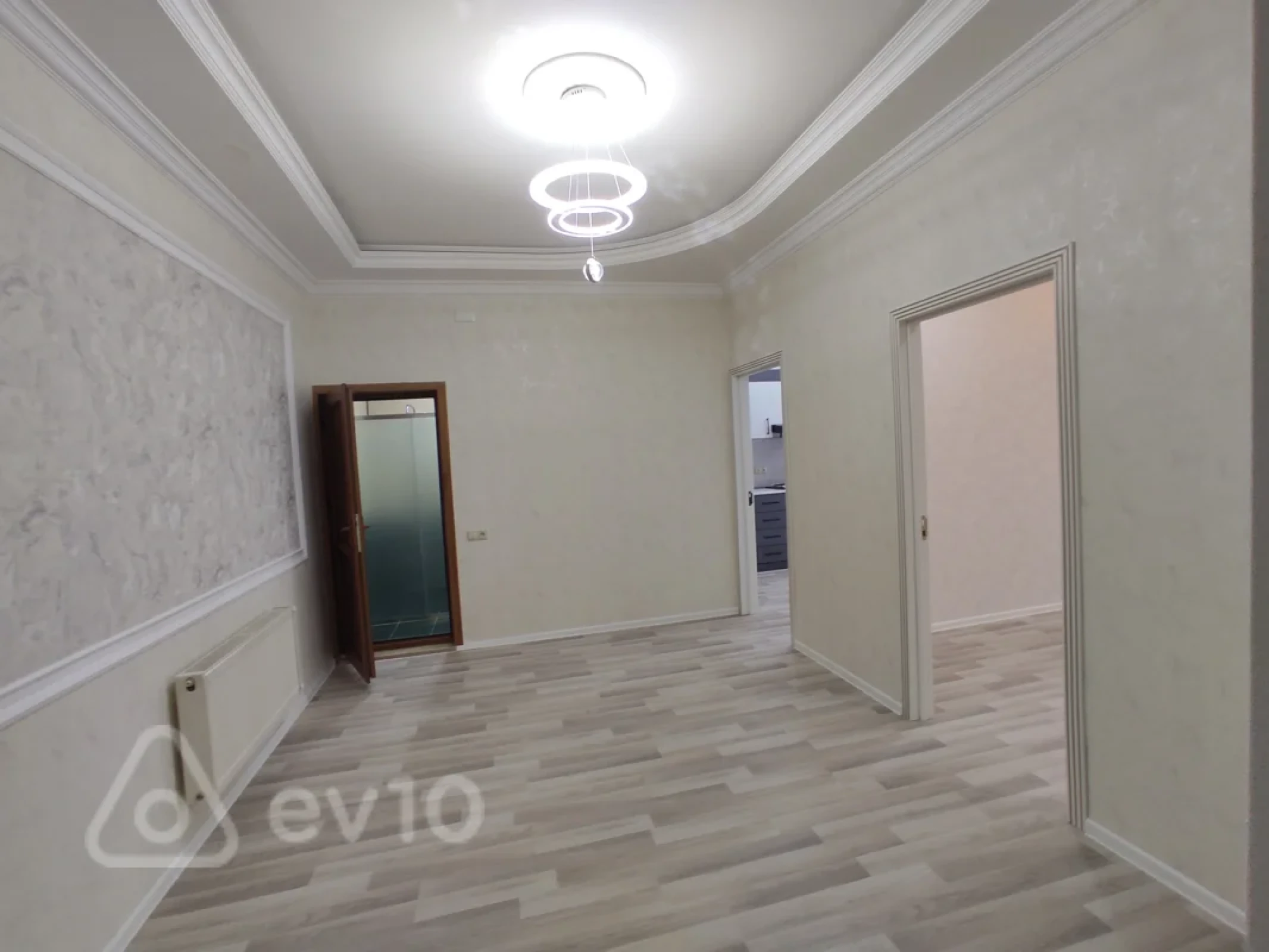 Satılır 2 otaqlı yeni tikili 65 m²
