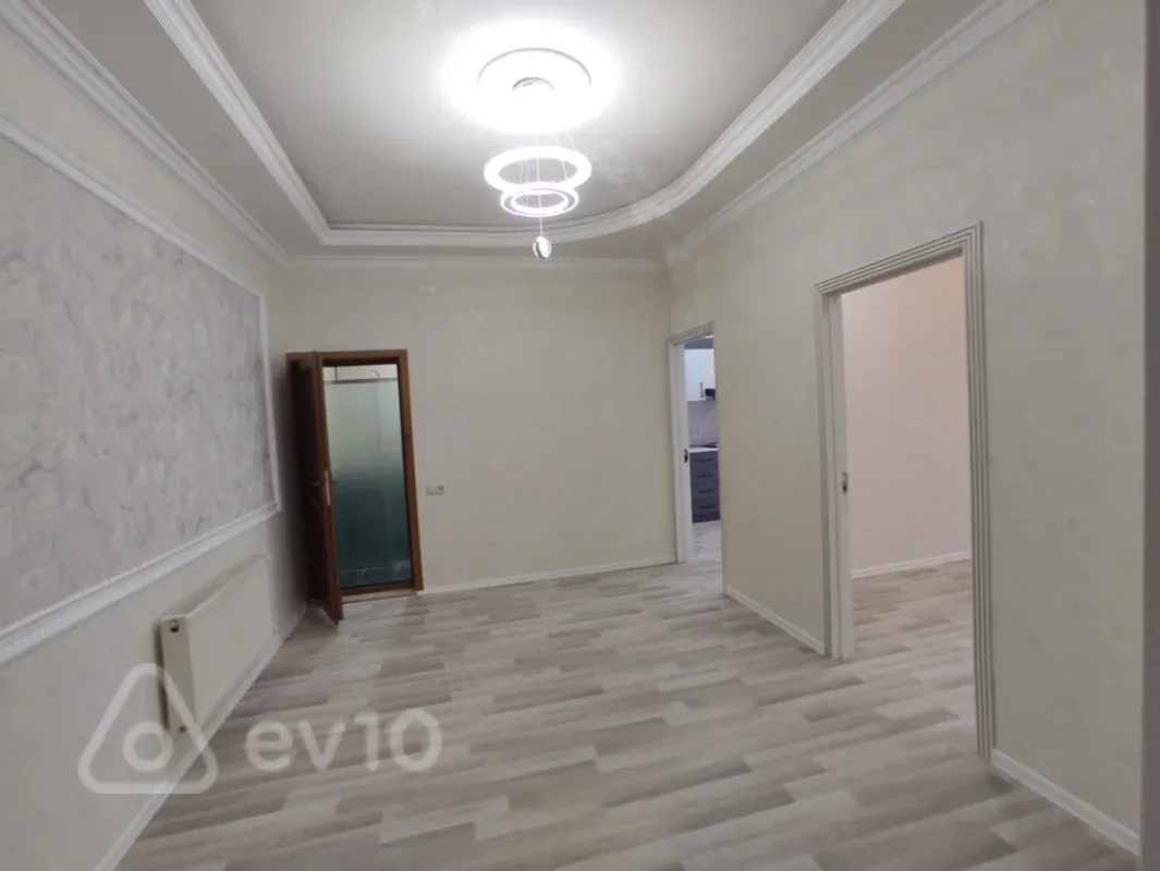Satılır 2 otaqlı yeni tikili 65 m²