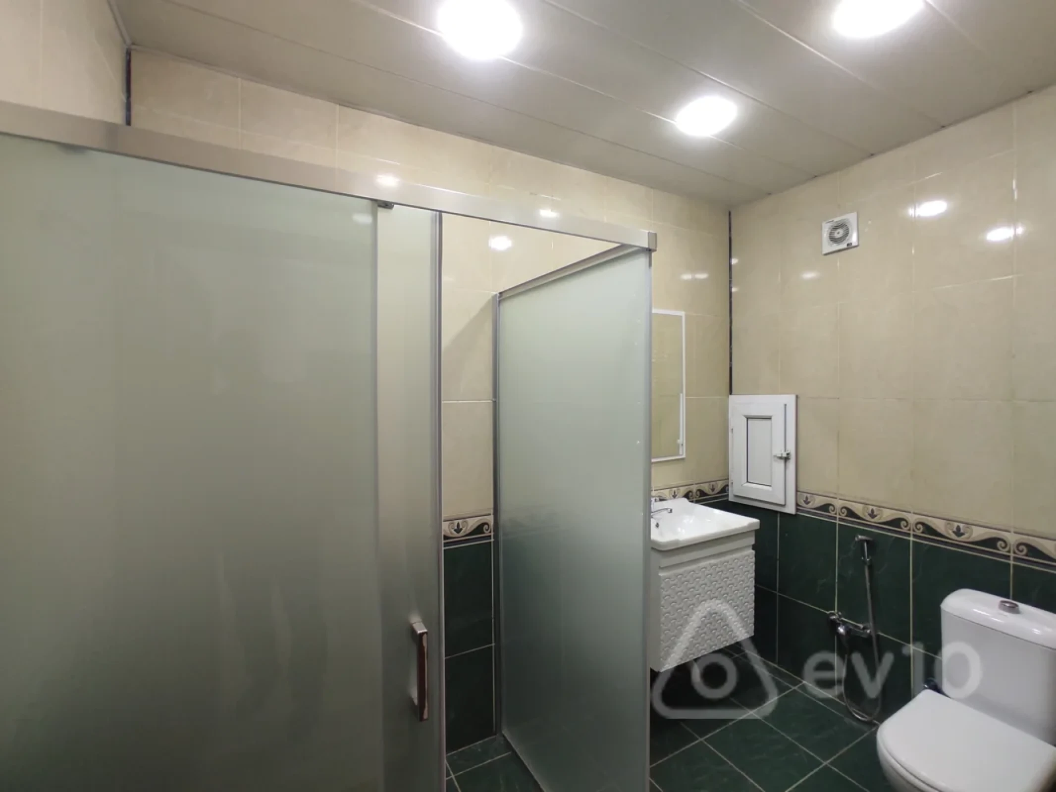 Satılır 2 otaqlı yeni tikili 65 m²