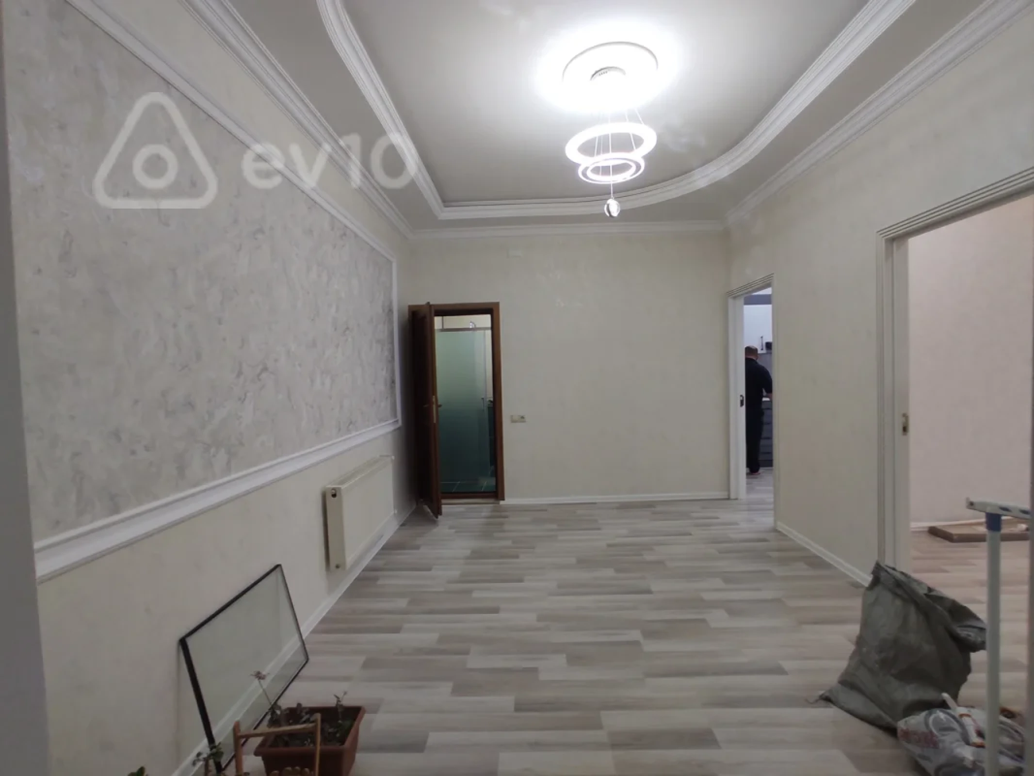 Satılır 2 otaqlı yeni tikili 65 m²