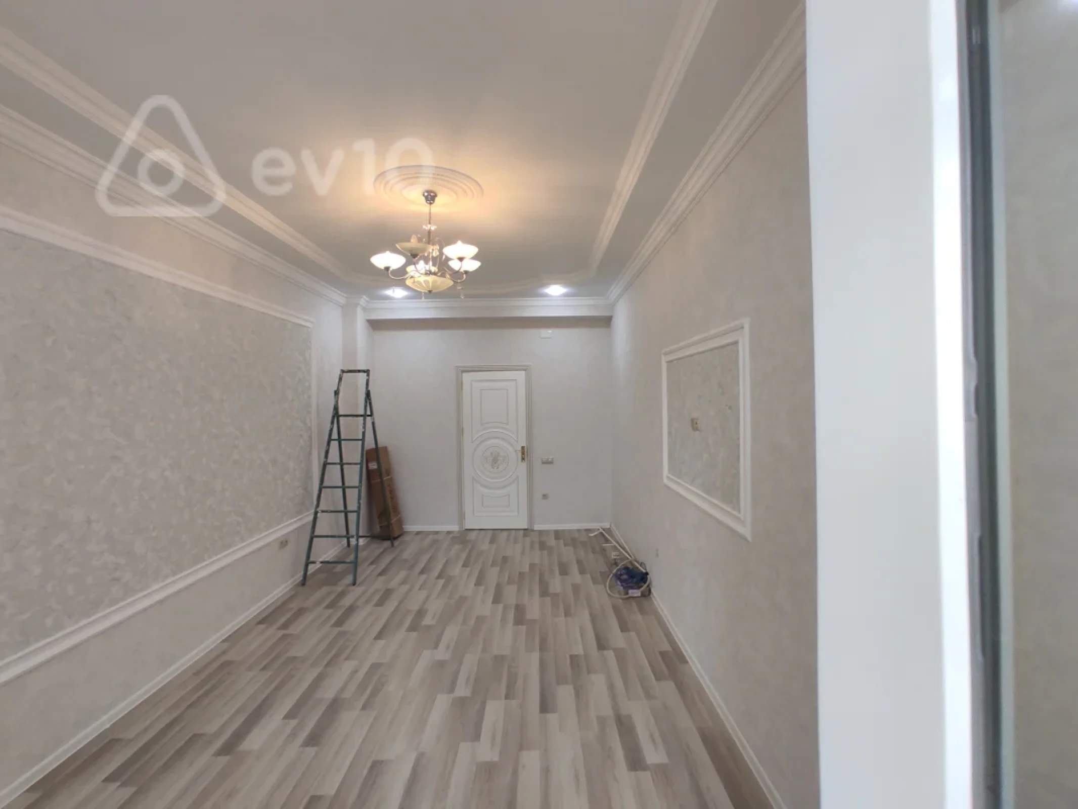 Satılır 2 otaqlı yeni tikili 65 m²