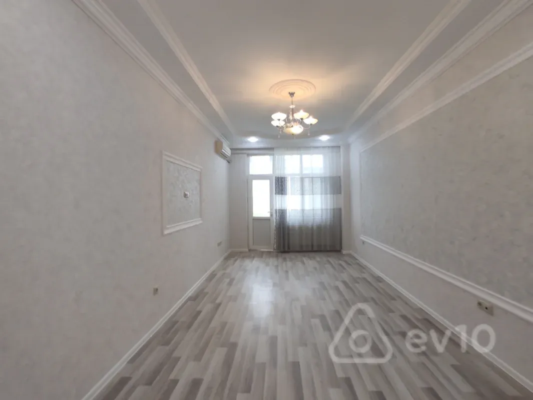 Satılır 2 otaqlı yeni tikili 65 m²