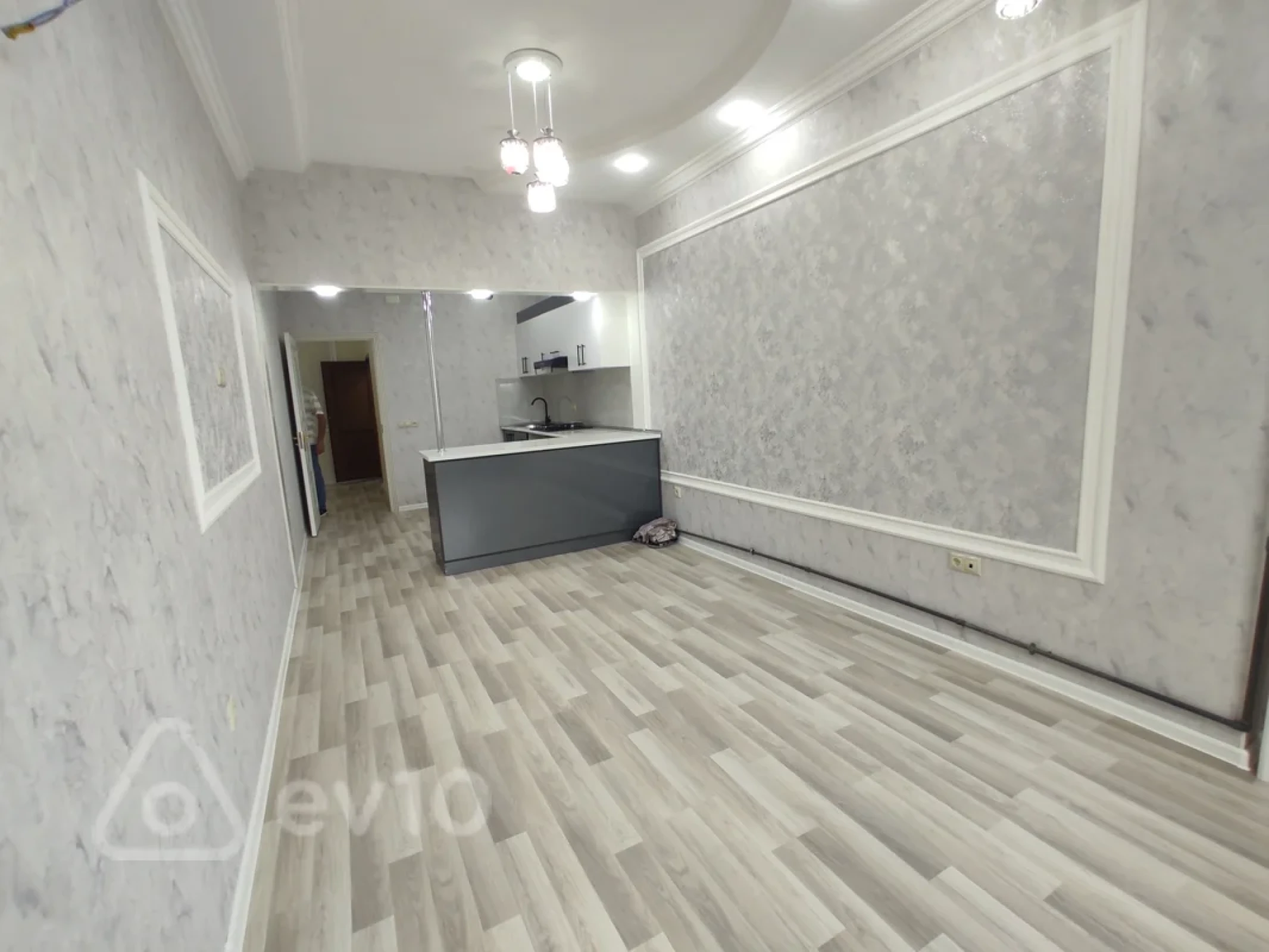 Satılır 2 otaqlı yeni tikili 65 m²