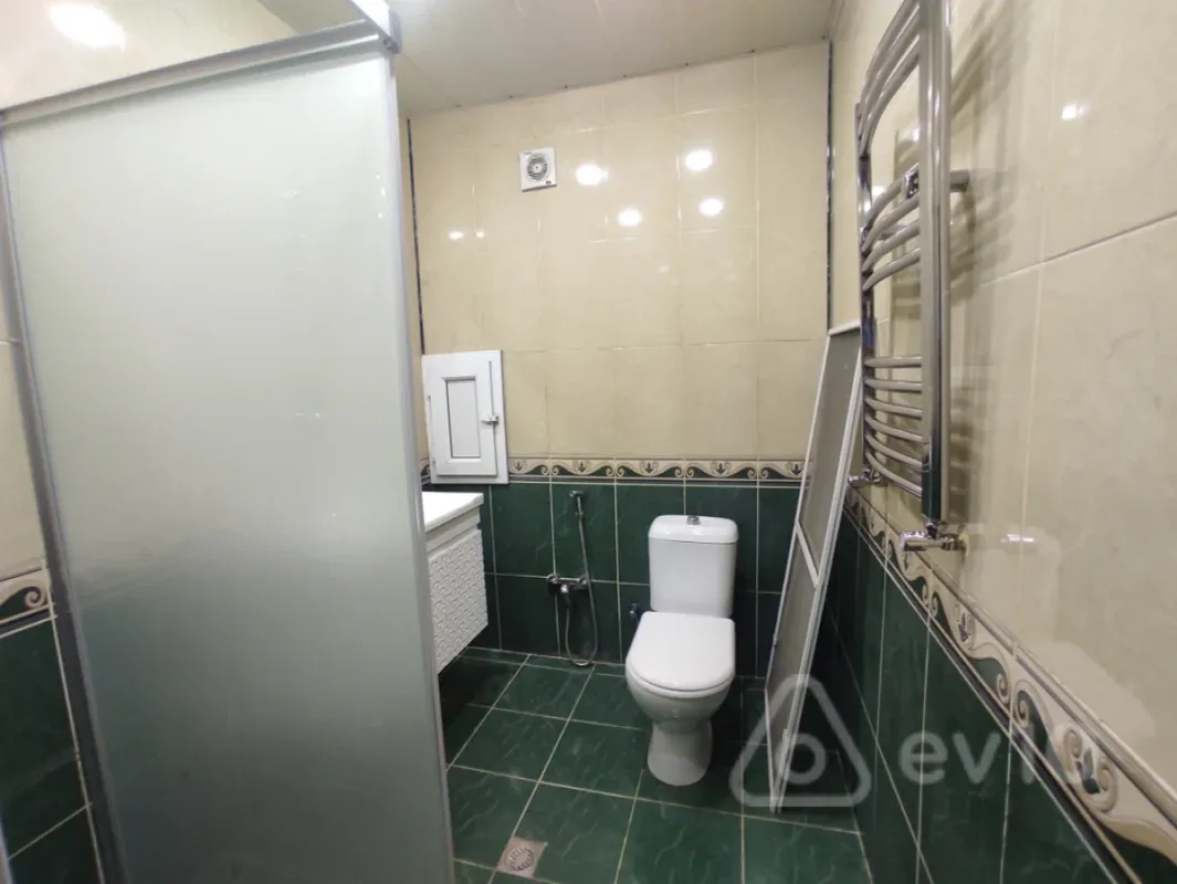 Satılır 2 otaqlı yeni tikili 65 m²