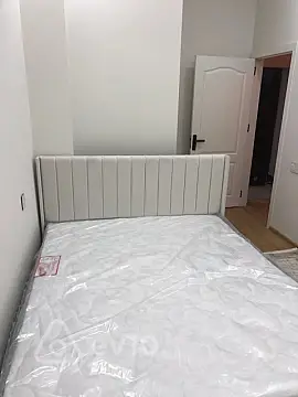Kirayə verilir 2 otaqlı yeni tikili 65 m²