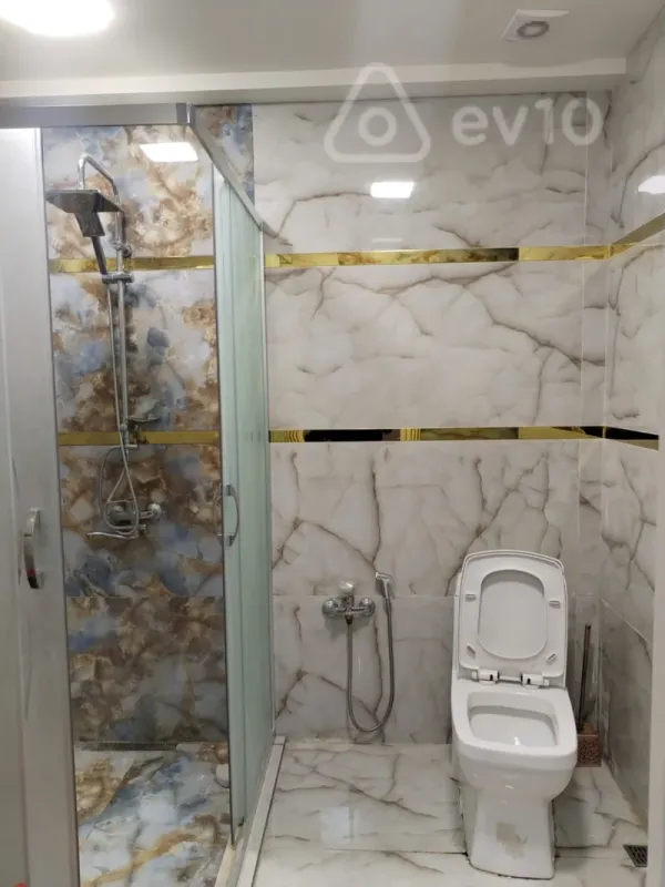 Kirayə verilir 2 otaqlı yeni tikili 65 m²