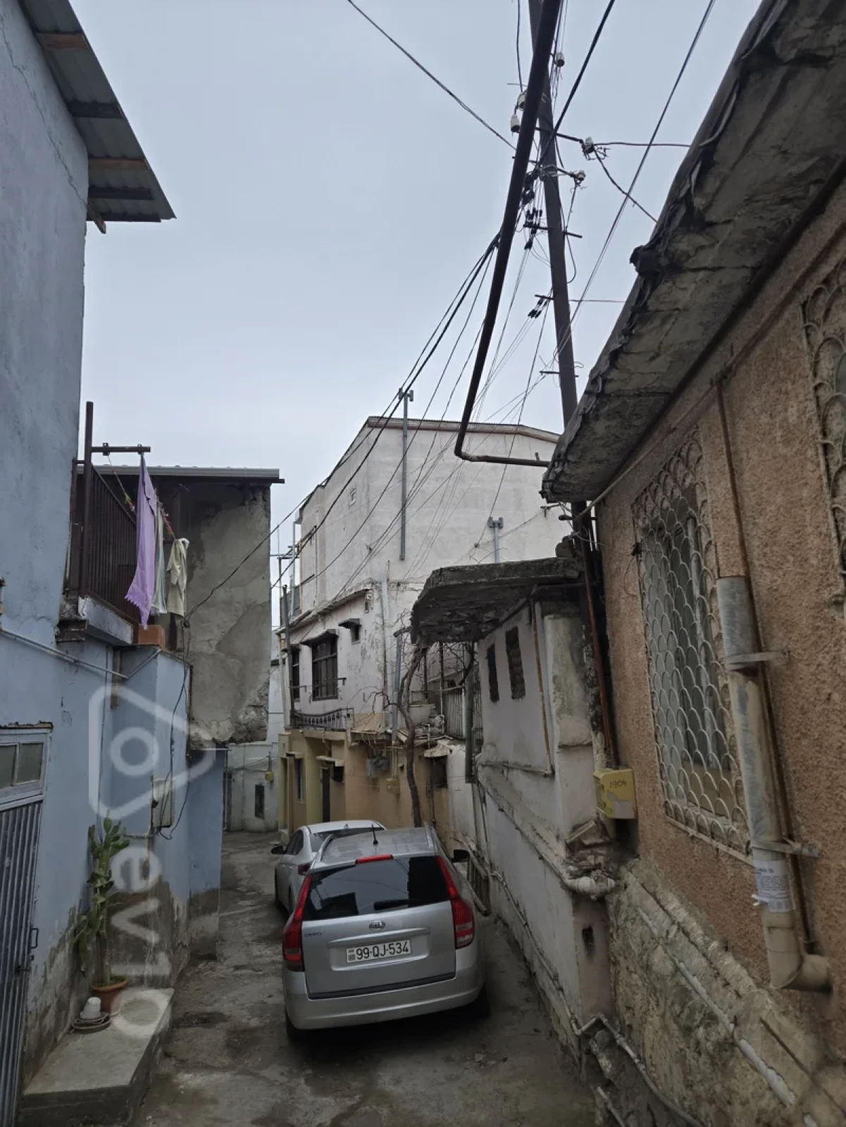 Kirayə verilir 2 otaqlı köhnə tikili 60 m²