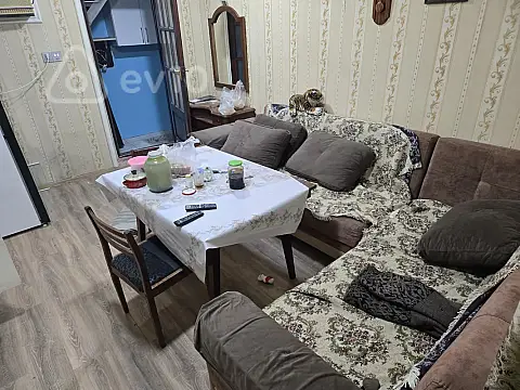 Kirayə verilir 2 otaqlı köhnə tikili 60 m²