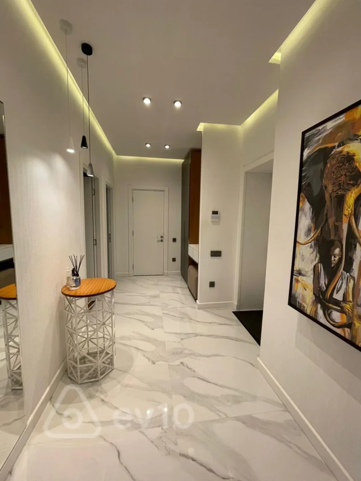 Kirayə verilir 2 otaqlı yeni tikili 98 m²