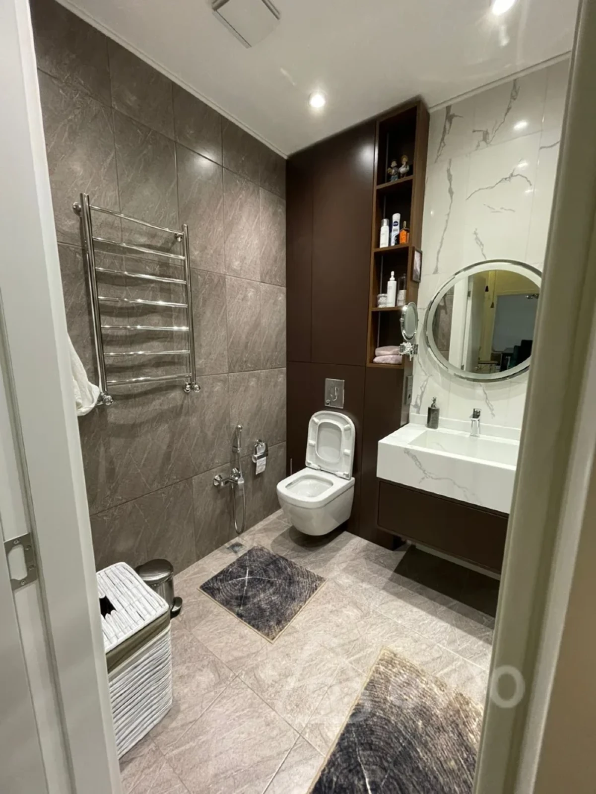 Kirayə verilir 2 otaqlı yeni tikili 98 m²