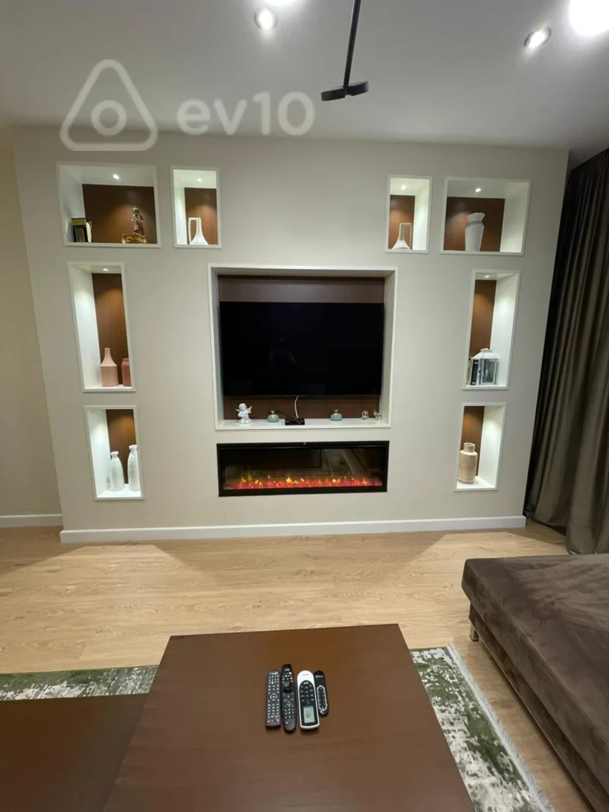 Kirayə verilir 2 otaqlı yeni tikili 98 m²