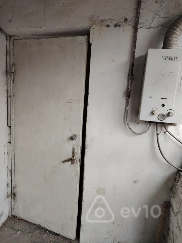 Kirayə verilir 1 otaqlı həyət evi 5 m²