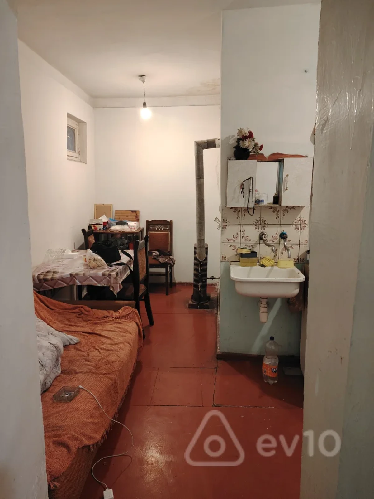 Kirayə verilir 1 otaqlı həyət evi 5 m²