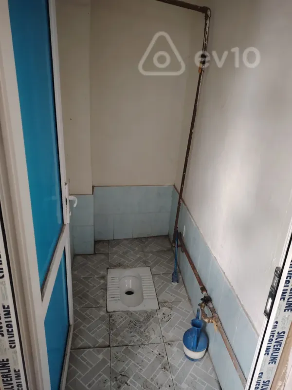 Kirayə verilir 1 otaqlı həyət evi 5 m²