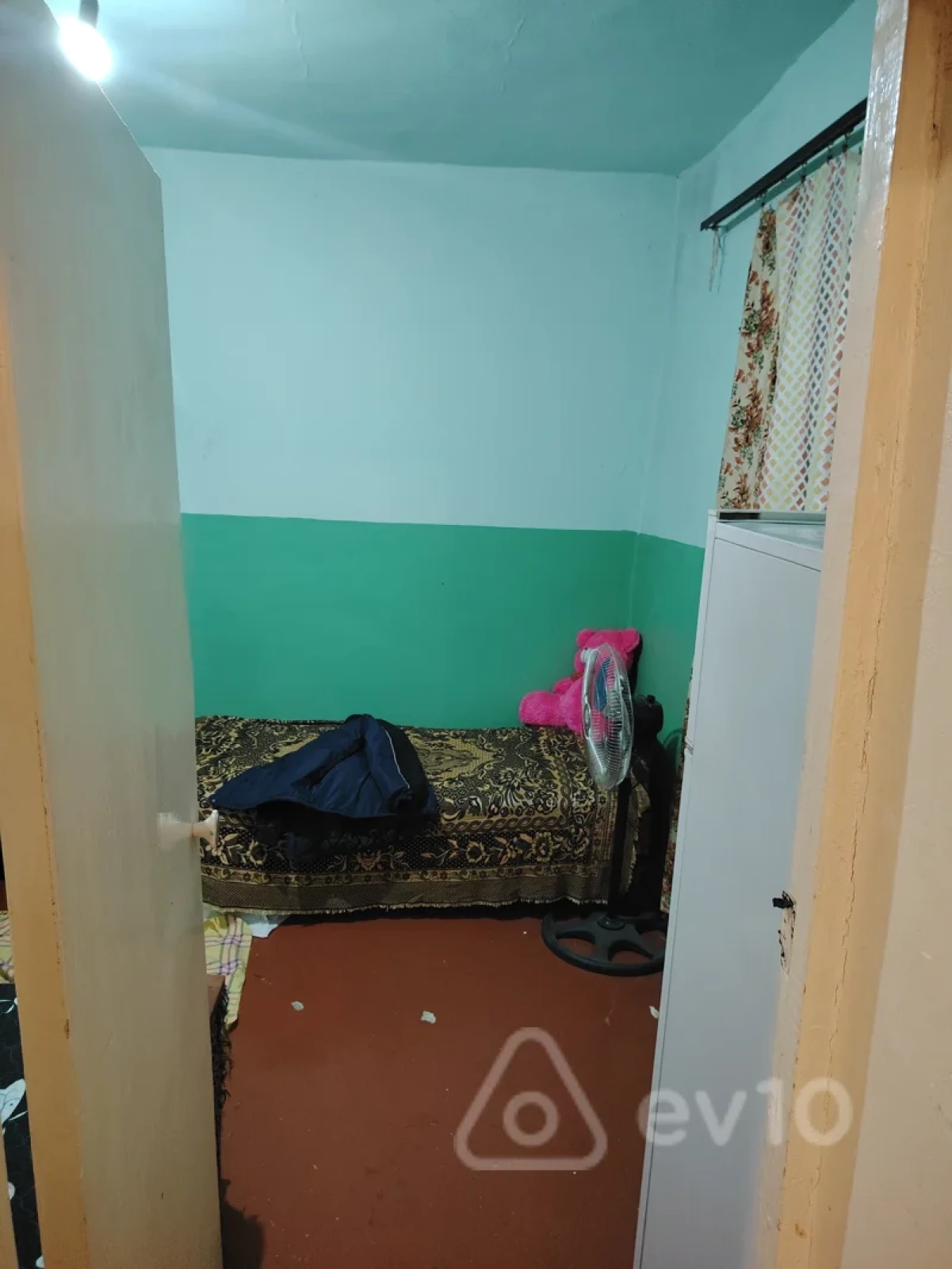 Kirayə verilir 1 otaqlı həyət evi 5 m²