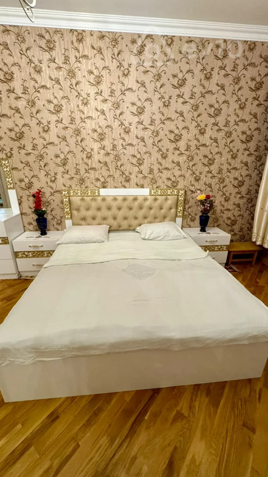 Kirayə verilir 3 otaqlı yeni tikili 134 m²