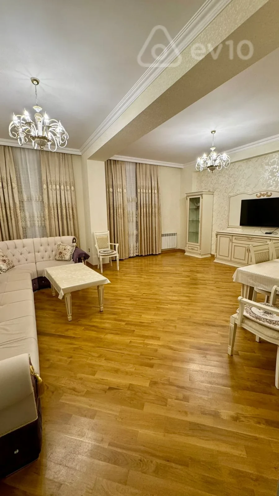 Kirayə verilir 3 otaqlı yeni tikili 134 m²