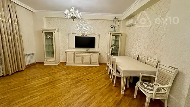 Kirayə verilir 3 otaqlı yeni tikili 134 m²