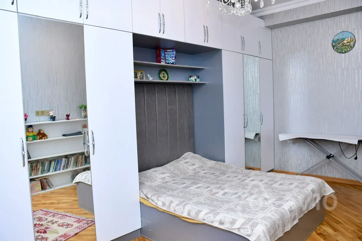 Kirayə verilir 3 otaqlı yeni tikili 134 m²