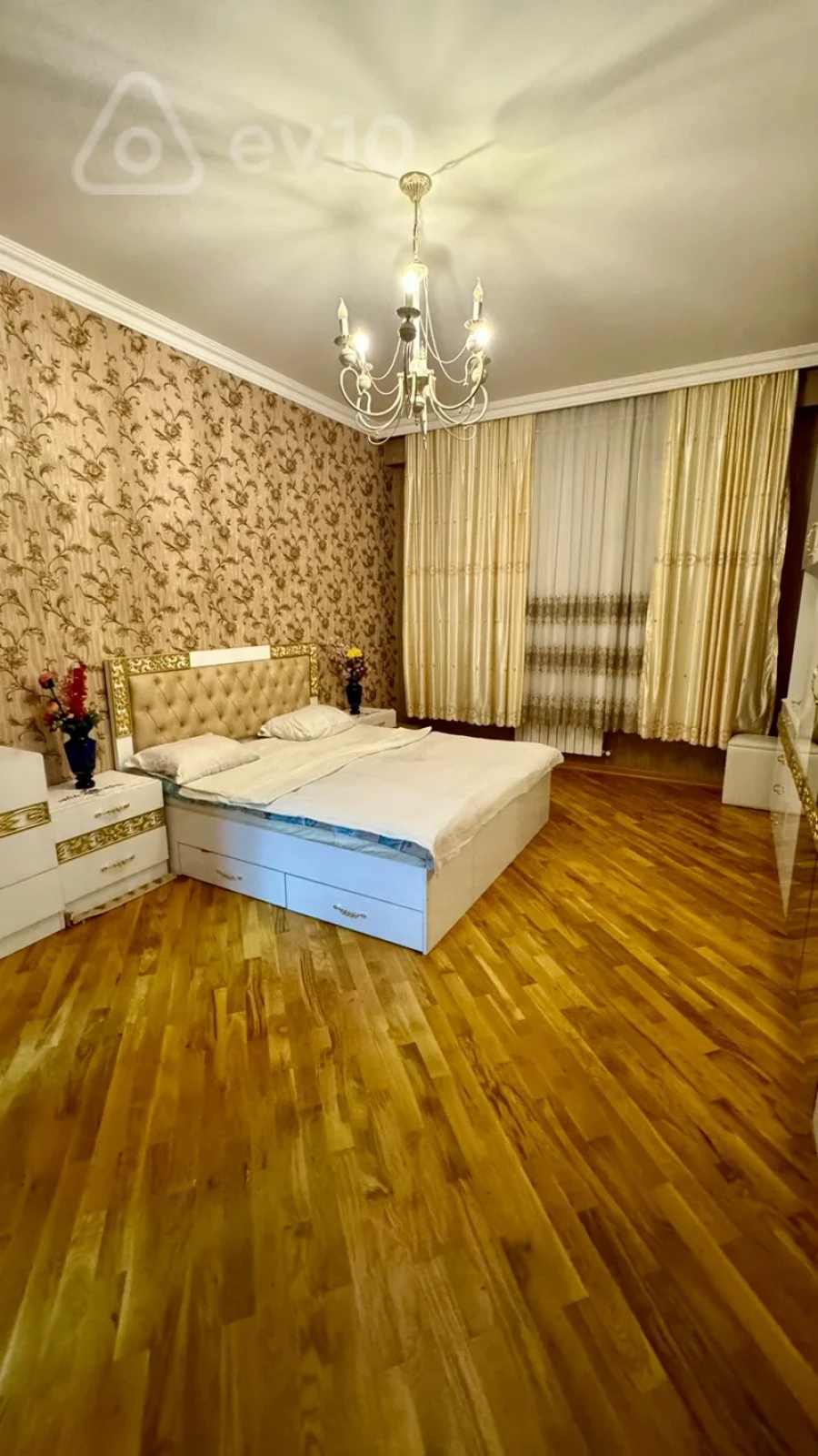 Kirayə verilir 3 otaqlı yeni tikili 134 m²