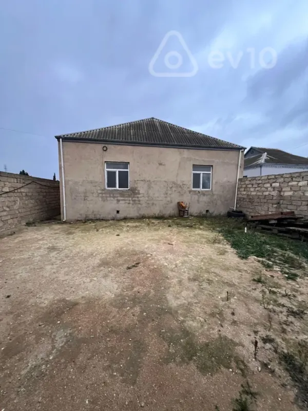 Satılır 3 otaqlı həyət evi 5 m²