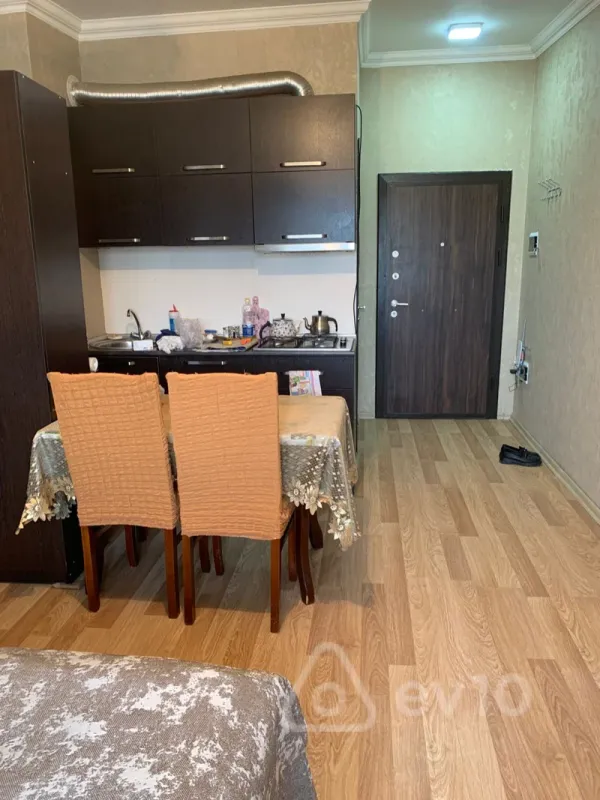 Kirayə verilir 1 otaqlı yeni tikili 30 m²