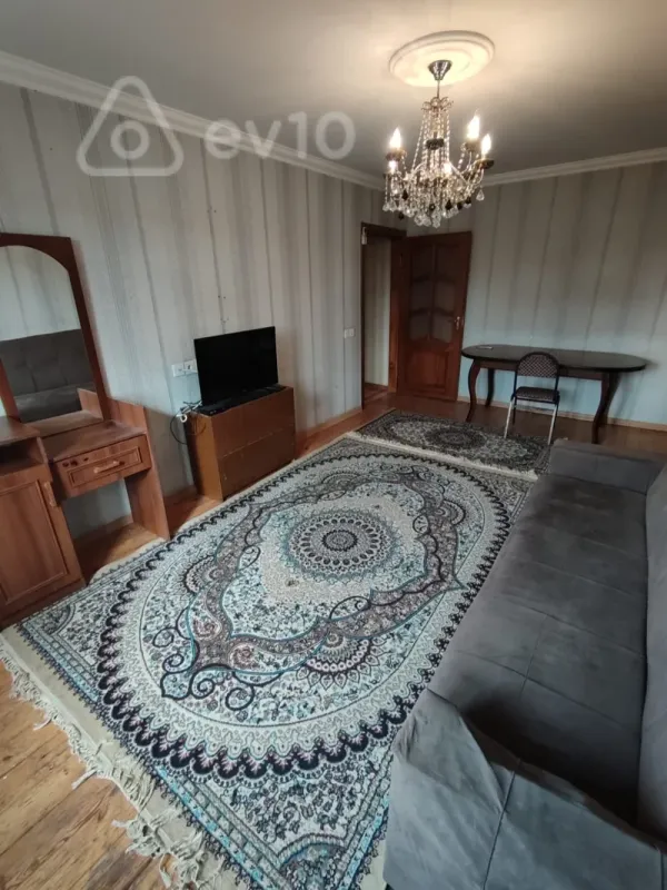 Kirayə verilir 2 otaqlı yeni tikili 50 m²