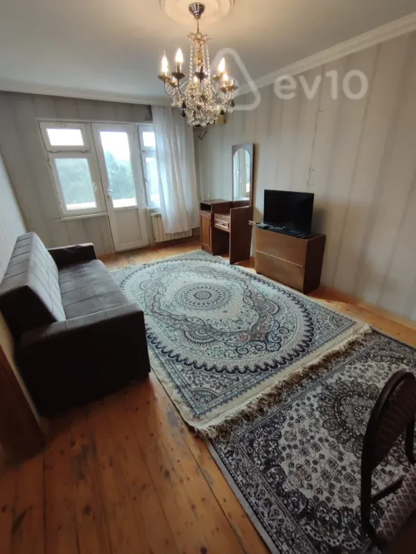 Kirayə verilir 2 otaqlı yeni tikili 50 m²