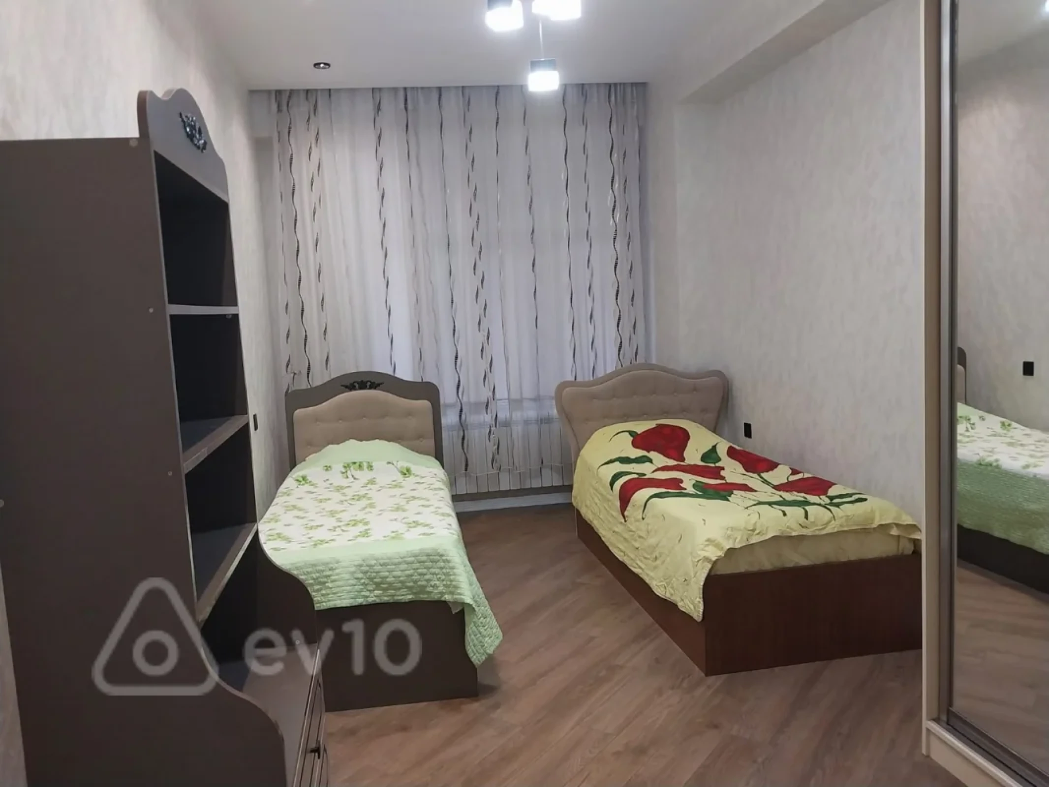Kirayə verilir 3 otaqlı yeni tikili 104 m²