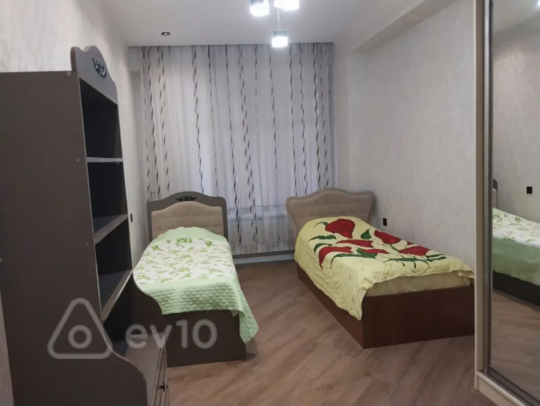 Kirayə verilir 3 otaqlı yeni tikili 104 m²