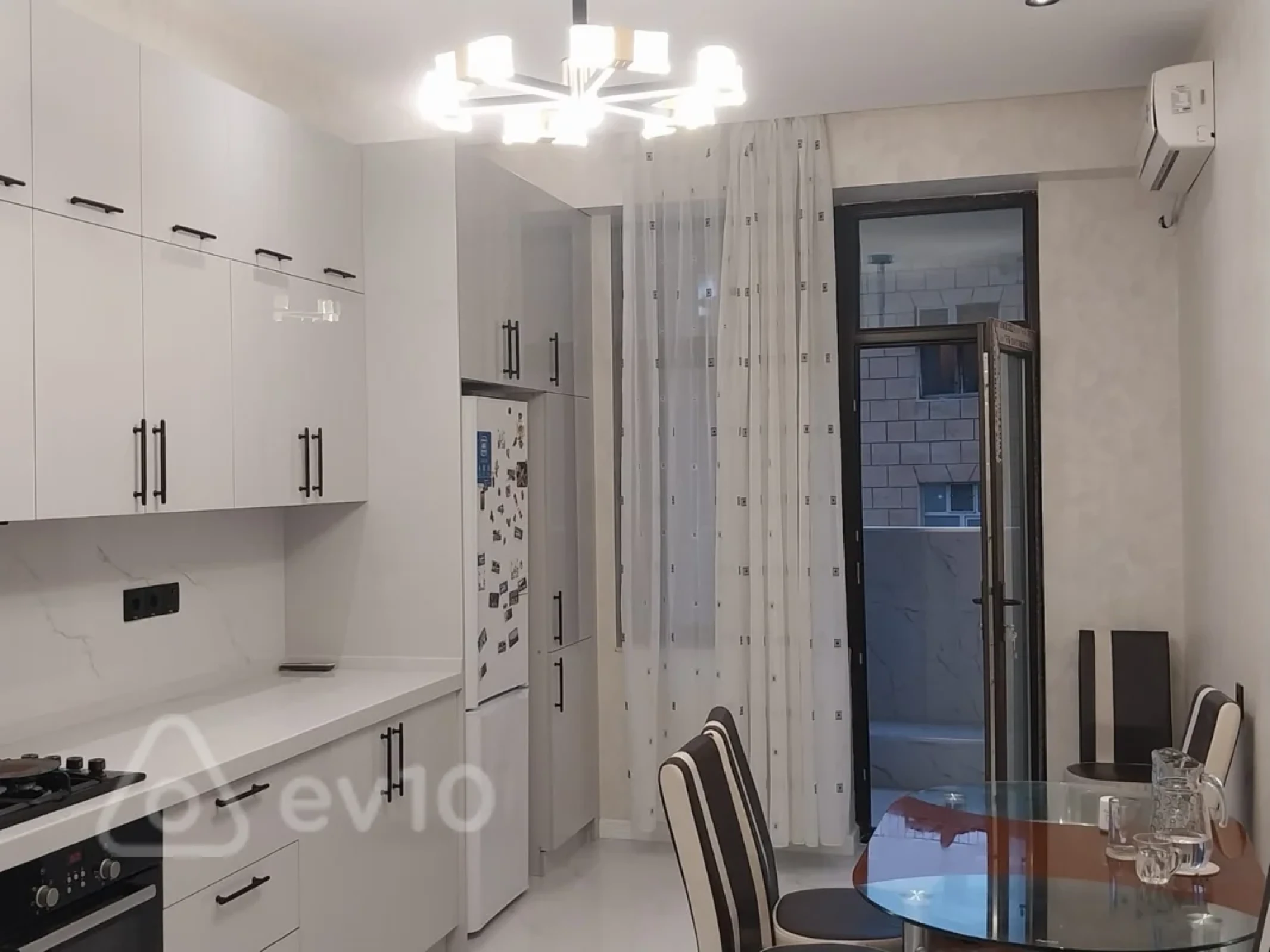Kirayə verilir 3 otaqlı yeni tikili 104 m²